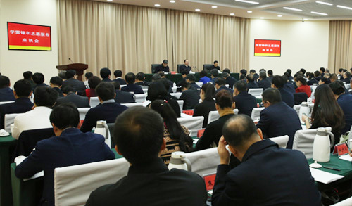 浙江省高校志愿服务进社区座谈会在杭州举行